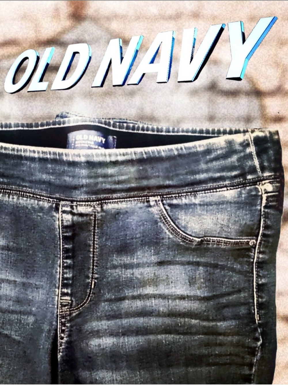 Old Navy Women’s Rockstar Mid Rise Jeands